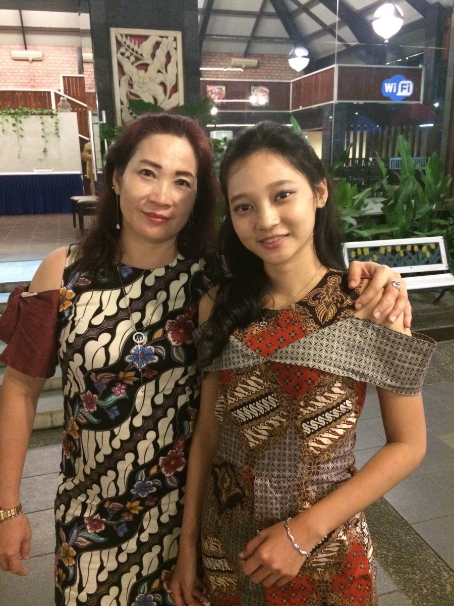 Yang_Maria tweet picture