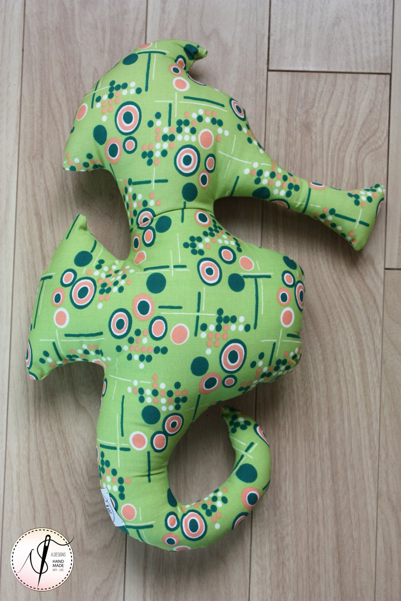 A_Dot_Designs's tweet photo. Don't you just love this seahorse cushion?? 😍 Get yours here https://t.co/f9FUh9PSVM with FREE postage to Malta and cheap shipping worldwide! 💚 #adotdesigns #adotdesignsmalta #handmade #etsy #seahorse #cushion #cushions #green #love #sewing #patterns https://t.co/3V3iOITEyv