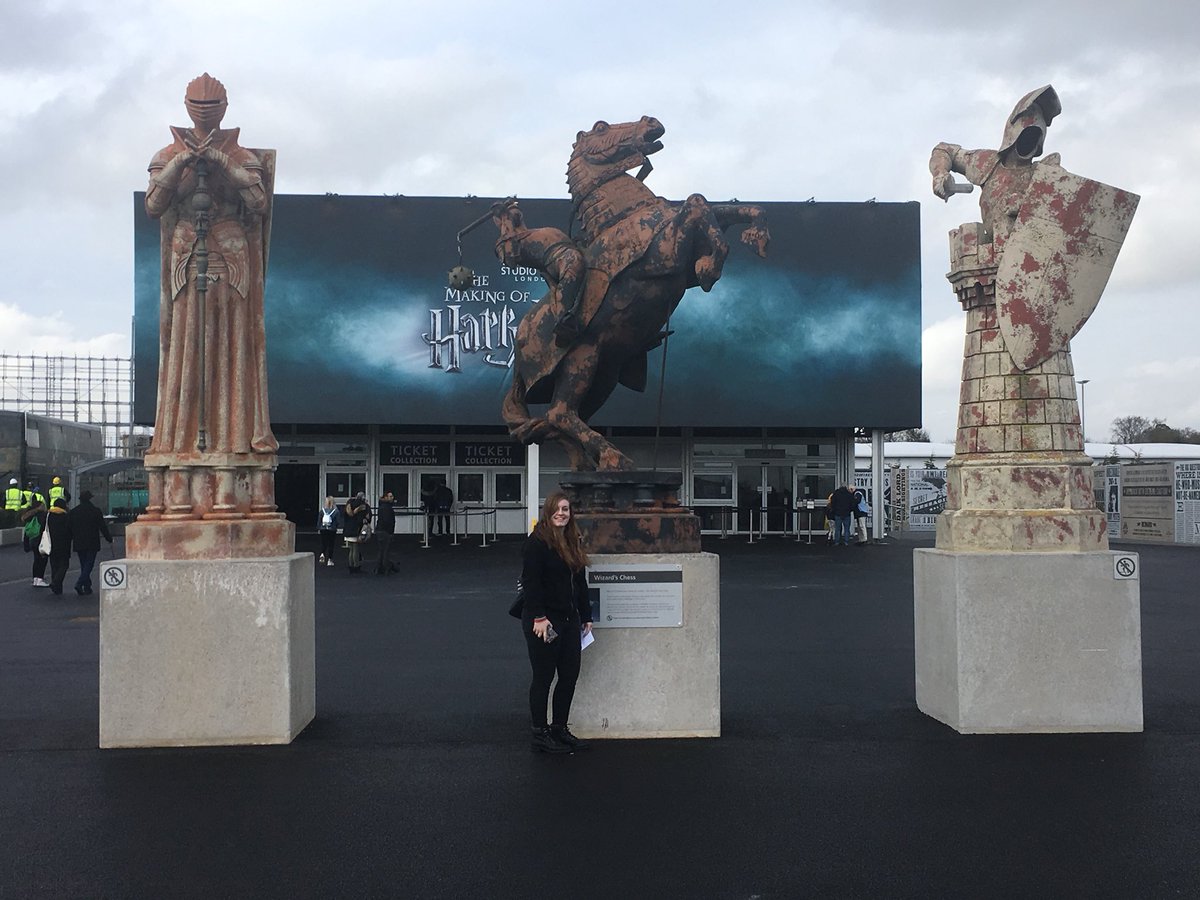 AlexPayne2's tweet photo. @wbpictures @WBPicturesID love Harry Potter studios 😱😁 https://t.co/T8K5scROF3