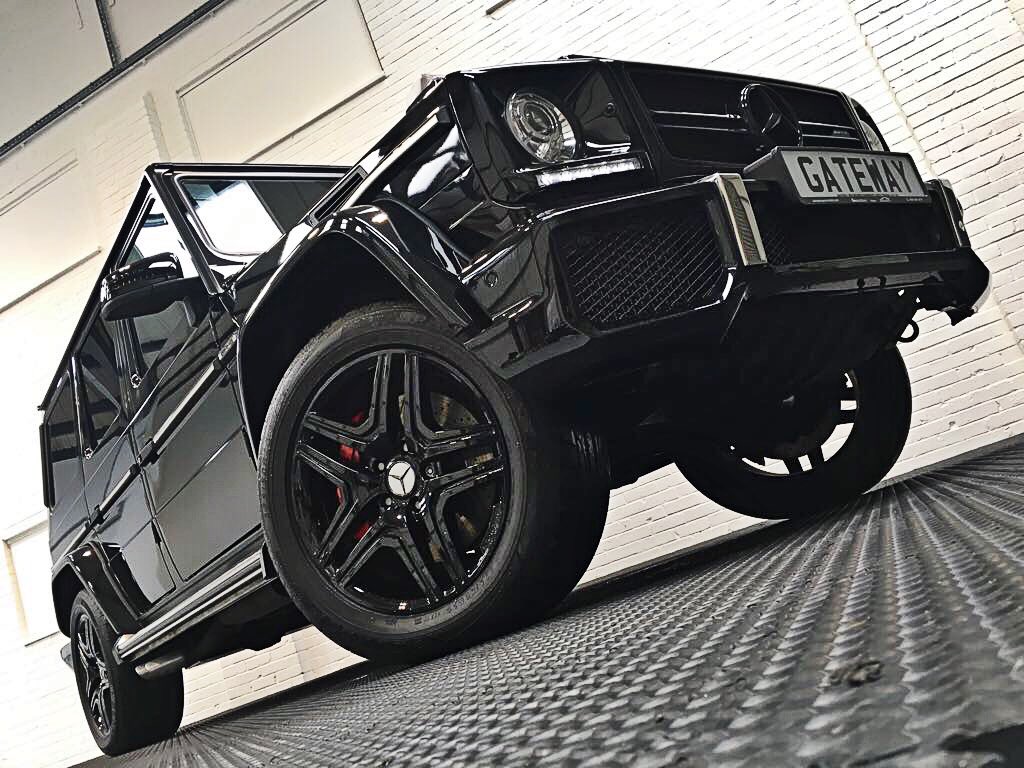VipGateway02's tweet photo. Black on Black! The Mercedes-AMG G63 murdered out 😍 #Mercedes #AMG https://t.co/b5bjJOVpV0