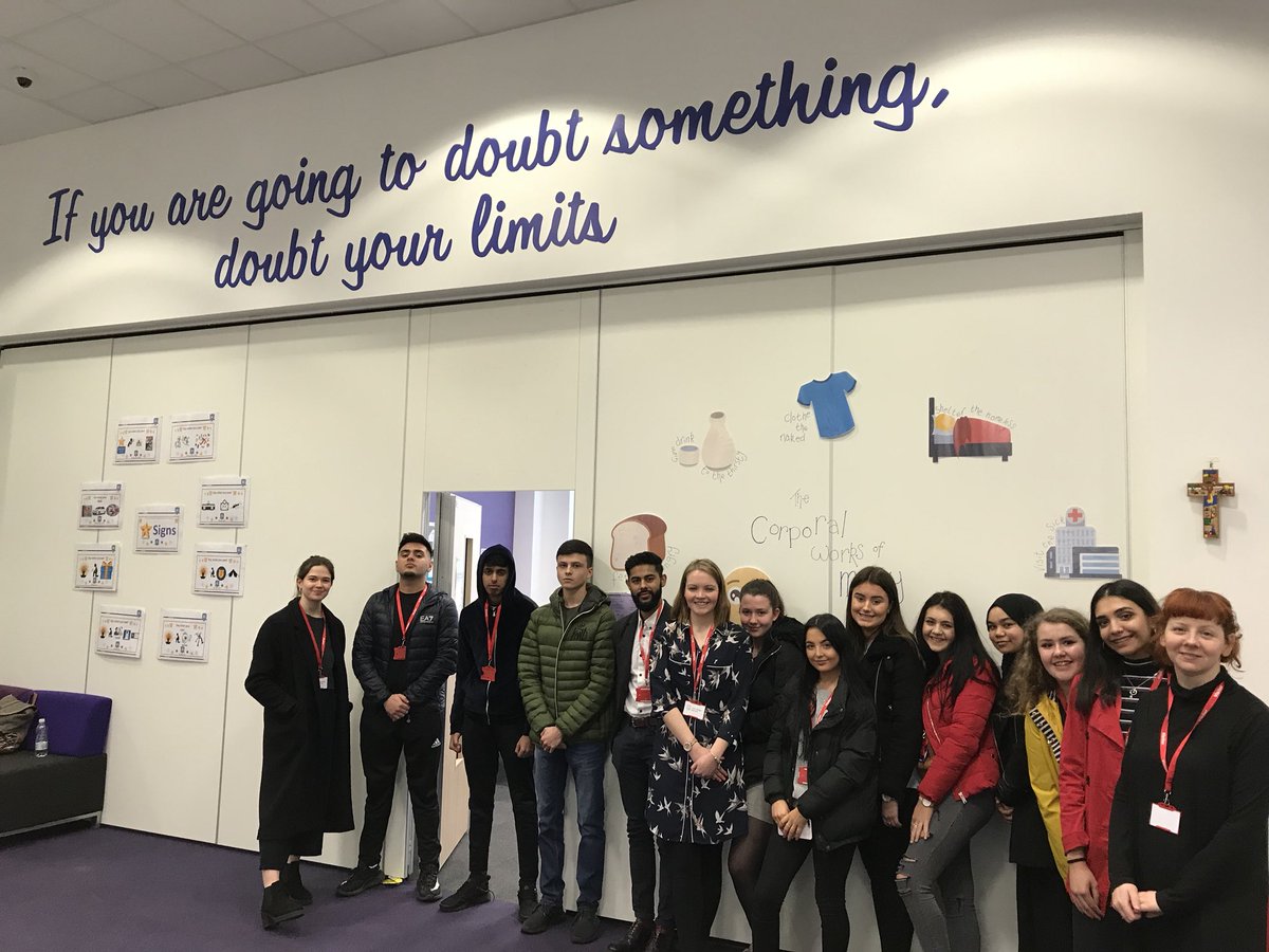 cjperkin's tweet photo. A huge thank you to our Newman Alumni and Future First for helping our Year 8’s aspire and plan careers #NCW2018 @FutureFirstOrg @CareersWeek @NewmanRCCollege @NewmanRCAlumni https://t.co/OzRrgEFkWh