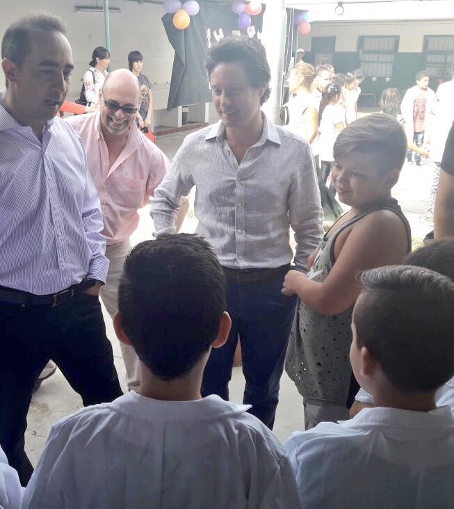 Con el intendente de Morón <a href="/rctagliaferro/">Ramiro Tagliaferro</a> estuvimos en el inicio de clase de los más de 200 estudiantes de la Primaria 25.