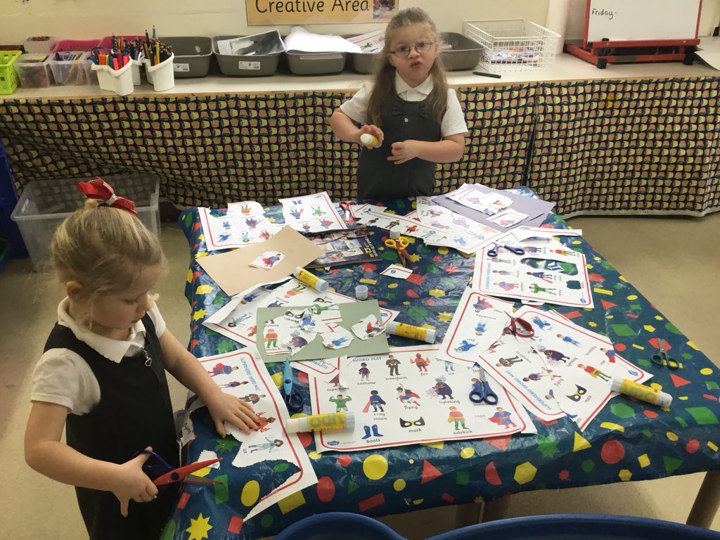 MendellPrimary's tweet photo. Start of another busy week in F1. Our Superhero creative table has been popular today. #selfinitiatedlearning https://t.co/gToWBecWBr