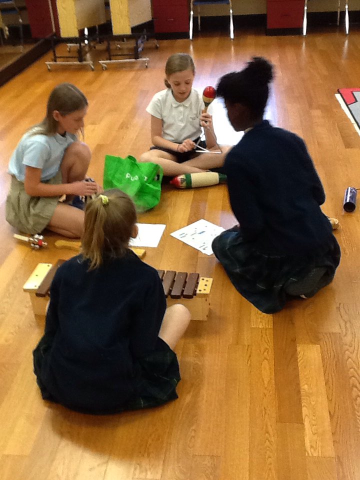 billups_class's tweet photo. Group A music class #trinitylearns HB https://t.co/hnmmzeBSrM