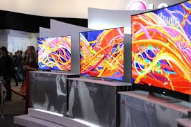 LEDMonkeyUK's tweet photo. Organic compounds that emit light? OLEDs or Organic LEDs sound like they're straight out of a Sci-Fi blockbuster! They're now being used in our TVs, so take a look at this article to find out whether they're better than conventional LEDs.
https://t.co/AGVQ0mx3f2
#LEDNews https://t.co/SqTIeeBrVq