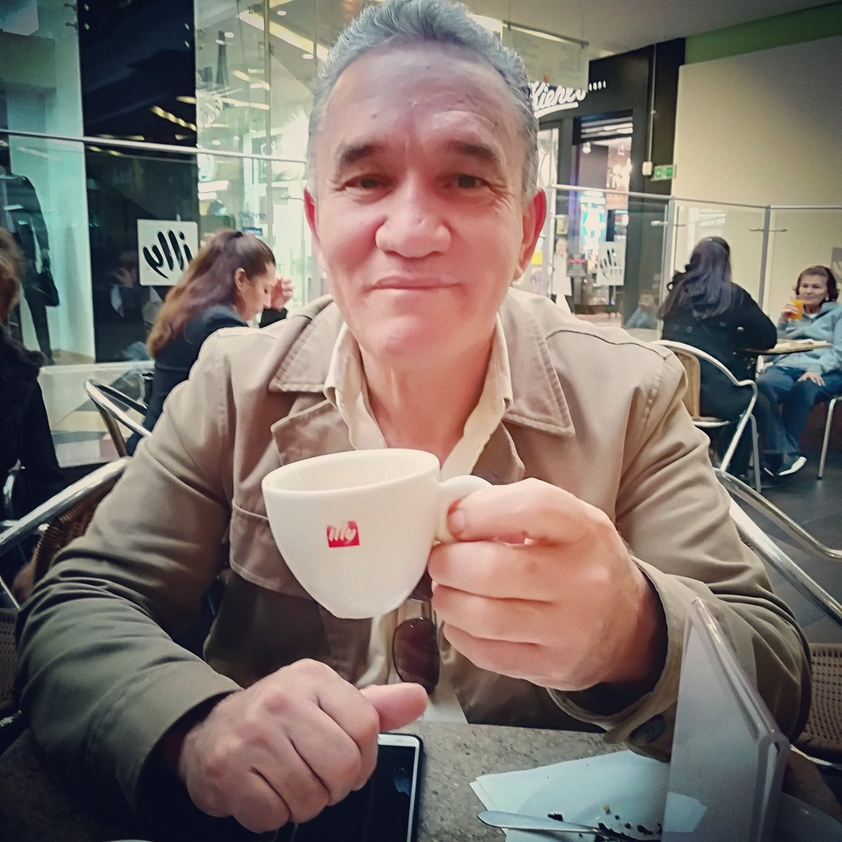 LA_VOZ_RECIA's tweet photo. Gracias a Gabriel Gutiérrez @sumodelfolklore por el espacio y el tiempo que me permitió compartir con su audiencia en su programa #ExplosionLlanera Lo disfrutamos. #medios #RedesSociales #vozrecia https://t.co/DH6xv65GkF