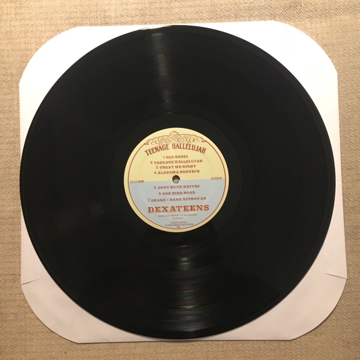 Use code “dex20” to get 20% off the Dexateens - Teenage Hallelujah LP for the next week! How many records do you own with a church fan style insert? Too good to pass up. Orders ship immediately. 

warhenrecords.bandcamp.com/album/warhen01…