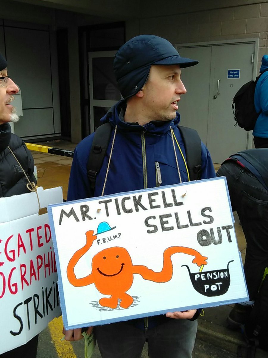 leedscitylab's tweet photo. @leedsucu #ucustrike https://t.co/kUMi1mVoKW
