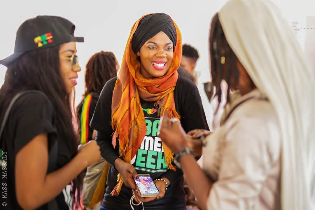 InaNFThiam's tweet photo. Journee troc Urbaine Woman Week avec les Femmes du Hip-hop sénégalais @30AnsHHGalsen
#uww2018
#HipHopGalsen
#GenjiHipHop
#HipHop
#kebetu
#ProgrammeCulturel https://t.co/q8PpT4YB35