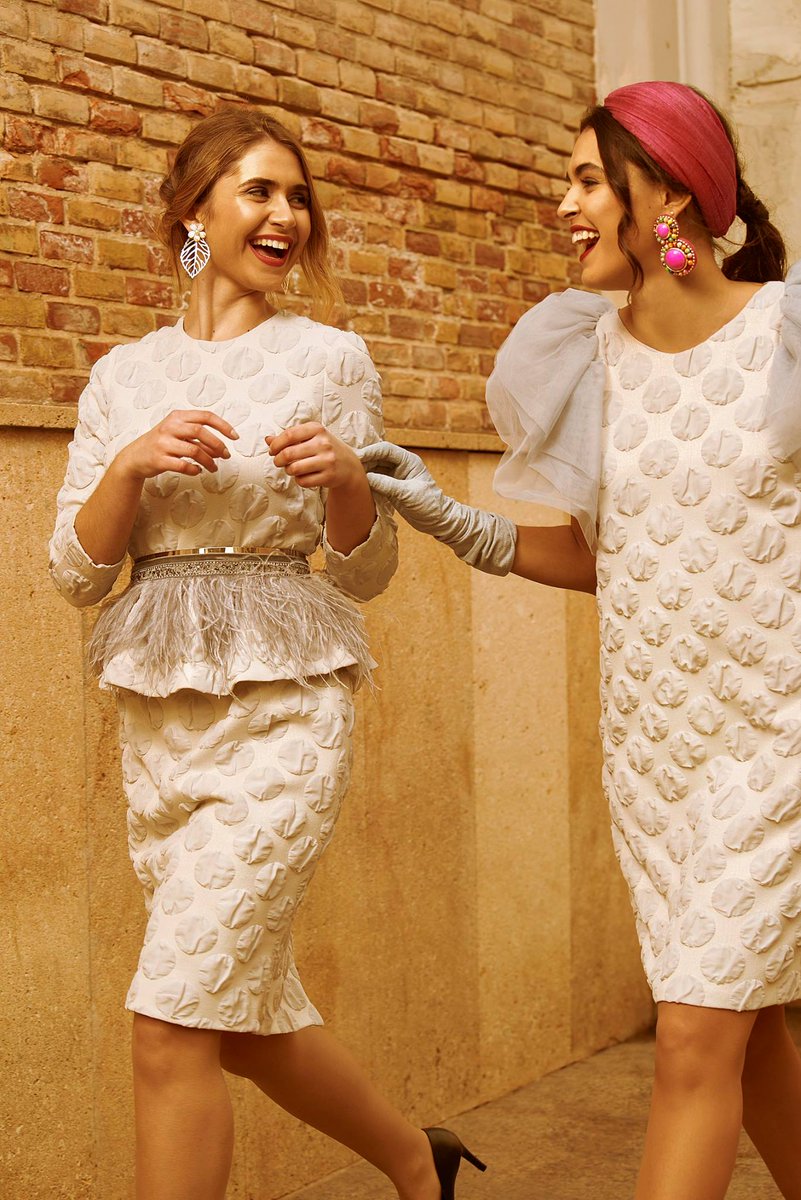 angela_serrano_'s tweet photo. Preciosas todas las propuestas que nos hace @GloriaVelazqAcc para la temporada de comuniones que se avecina. 
Elegantes y sofisticados, una opción perfecta para las mamás. 
¿Tenéis vuestro vestido? 

#GloriaVelazquez #Comuniones #Moda #Jaén https://t.co/HK6iuDp8G6