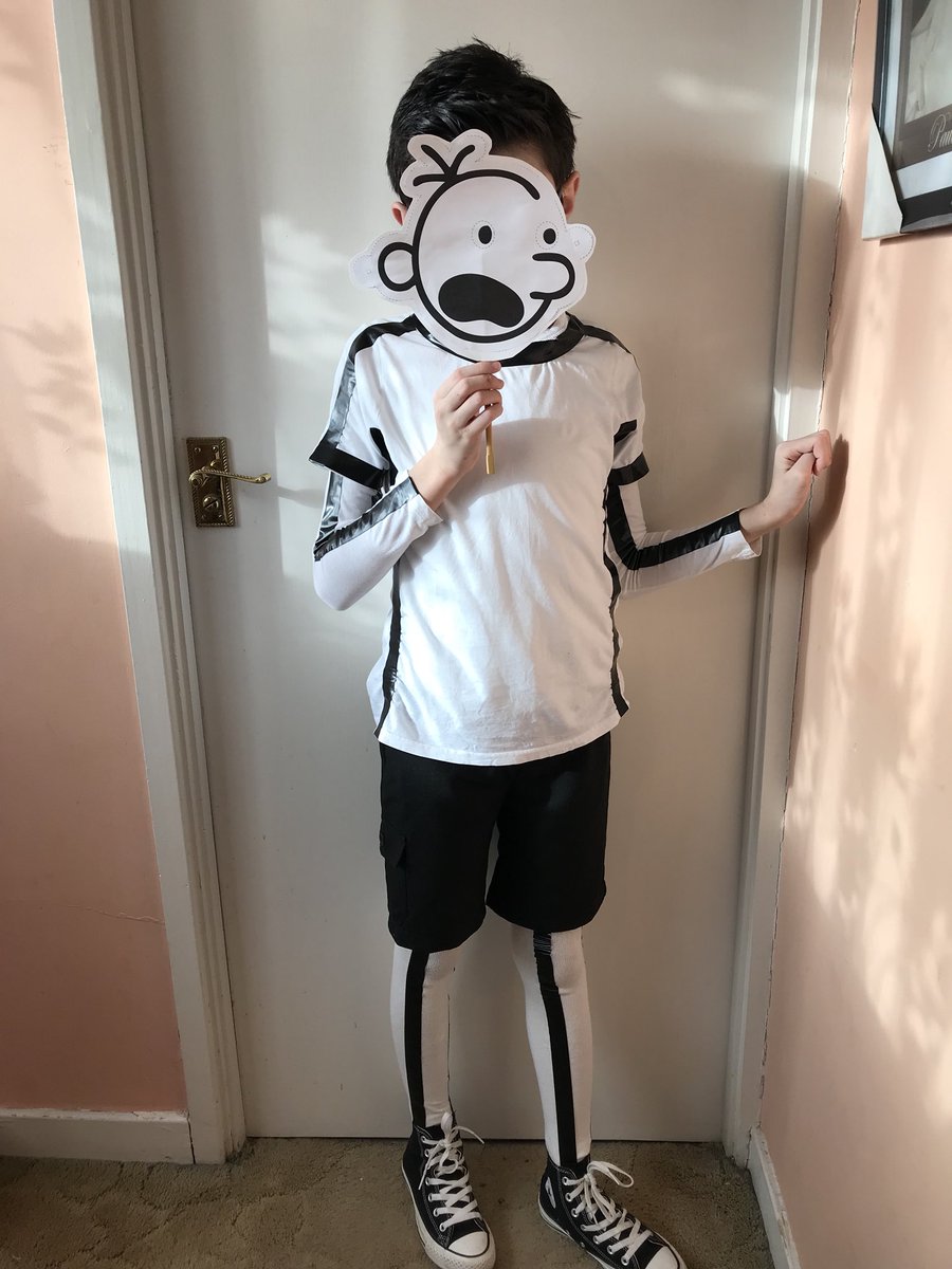 1DPhil_AD's tweet photo. The postponed #WorldBookDay because of the #BeastFromTheEast and heavy snow!
My son as Greg Heffley 
#DiaryOfAWimpyKid 
@wimpykid https://t.co/f8NdR7nuWo