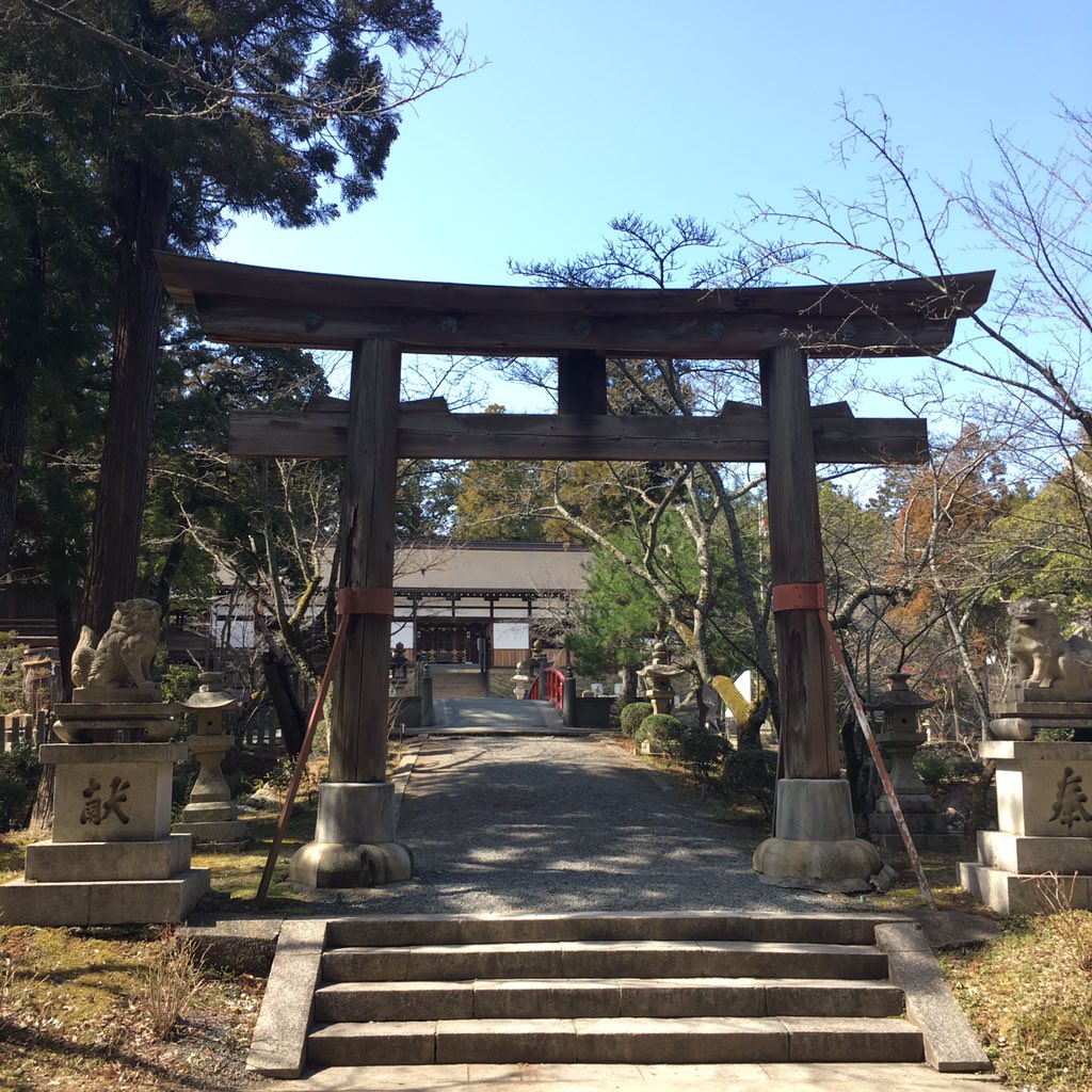 千糸繍院 刺繍屋さんの御朱印帳 和歌山 伊太祁曽神社 いたきそじんじゃ 木の神様 木 桧 の御朱印帳本文に御朱印戴きました 伊太祁曽神社 和歌山 紀伊国一之宮 和歌山電鉄 貴志川線 木の神様 御朱印 御朱印帳 Goshuin T Co