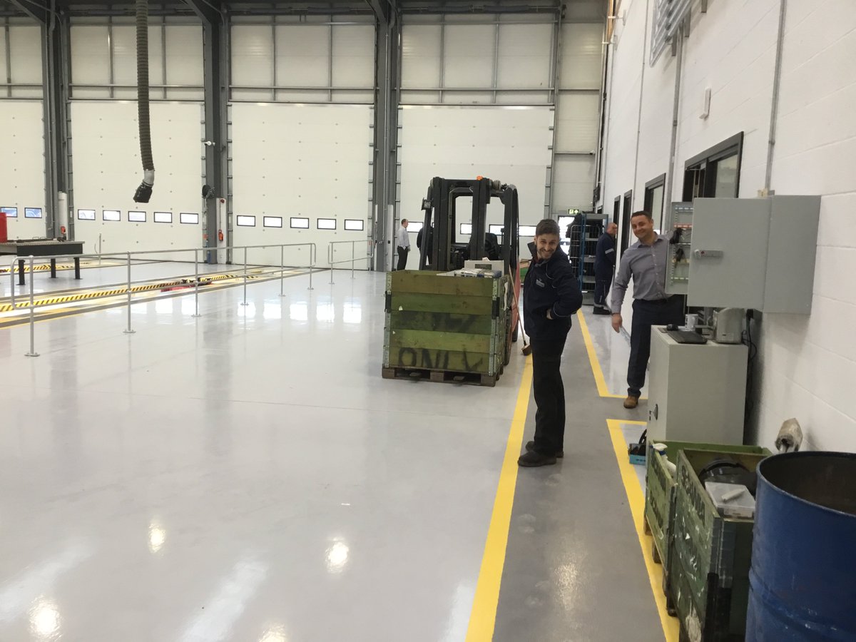 ScaniaHaydock's tweet photo. Well there were lots of logistics involved .... boxes, boxes and more boxes &amp; the odd cup of tea! it went very smoothly thanks to the team working over the weekend and we are now officially open for business! Jade &amp; Graham greeting you as you enter our fantastic premises ! https://t.co/zNWBmYdwTO