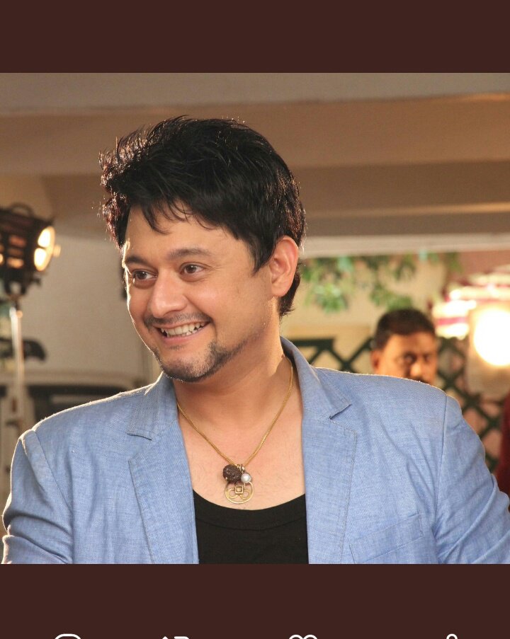 kumarakki421's tweet photo. @swwapniljoshi  Marathi handsome Hank ....😘😘😘😘😘😘 https://t.co/RdS81P41o3