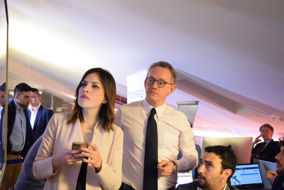 UniLUISS's tweet photo. Foto racconto della #maratonaelettorale #LUISS con @SkyTG24 e #cisedataroom al @luissloft. Protagonisti di commenti e analisi dei risultati, docenti e ricercatori LUISS @profdalimonte Giovanni #Orsina @lorenzodesi @Vinceman86 #Elezioni2018 https://t.co/NiM7hHPJq9