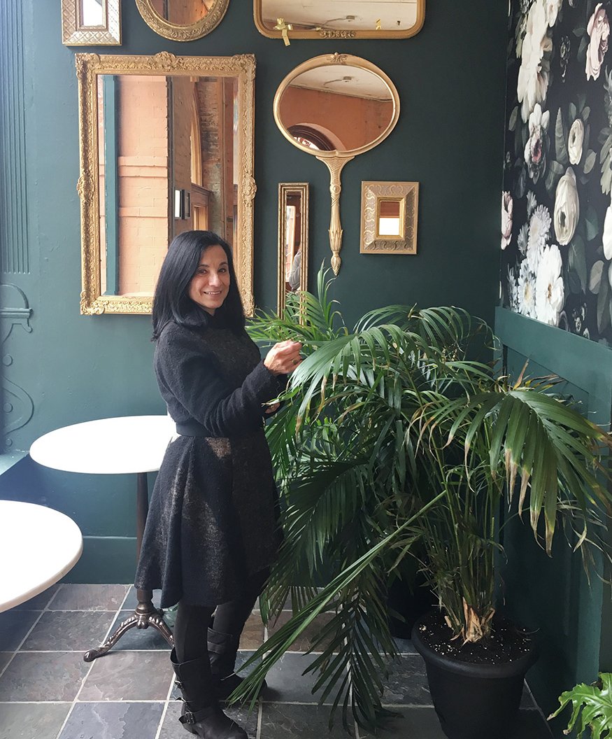 acttwohome's tweet photo. Such beautiful decor at Just Browsing in the South Wedge! The shop had a nice little selection of dresses and beautiful Alpaca blankets.

#justbrowsing #southwedge #rochesterny #interiors #sundayfunday #homestaging #interiordesign #realestate https://t.co/41chU6LVzD