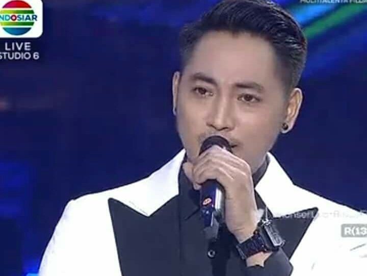 Dwisunarsih11's tweet photo. #LiveIrwanDiIndosiar ayo segera Panting in @IndosiarID all irwanqu dimanapun berada @Doni_irqu @HASTAG_IRWANQU @DA2_Irwan @EghaNugraha99 @nuri57701 @yusran_ahm https://t.co/jr9Nv3NIk2