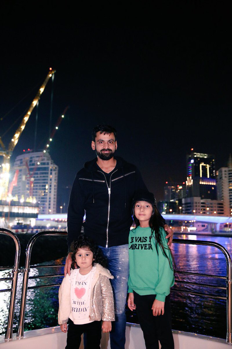 MHafeez22's tweet photo. Had a good time together as @PeshawarZalmi family , kids loved it , https://t.co/6pCeVBTCdc