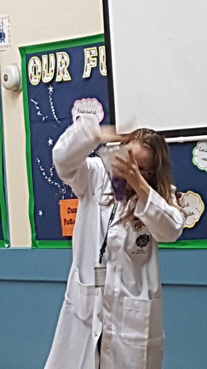 BegbrookAcademy's tweet photo. #scienceweek #madscience Getting a large object through a small hole! We learned how! @Cabotfederation https://t.co/o7ajq7zAmc