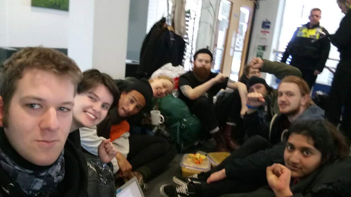 AnaOpp's tweet photo. Three new occupations today, in addition to the ongoing one at UCL, in support of the #USSstrike: Bristol, Exeter and Leicester!

The student movement is back, baby, and it's good again! @occupation_hub https://t.co/4dfQgk58j8