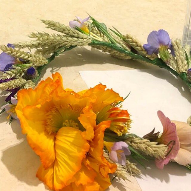 neillstrain's tweet photo. Was lovely collaborating with @JoMaloneLondon for a creative Masterclass @Harrods making floral crowns inspired by #EnglishFields fragrances https://t.co/ZfO8xNGZHX