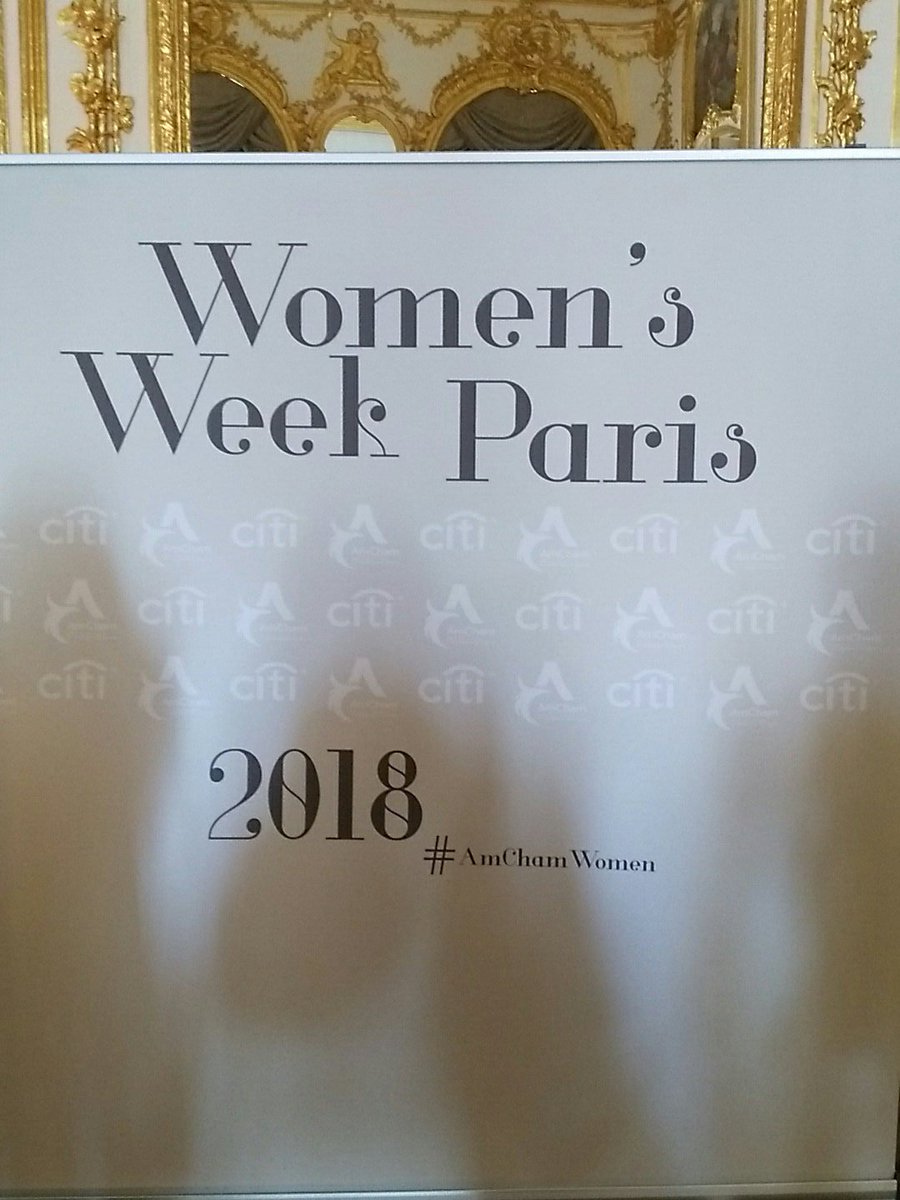 Marion_Scordia's tweet image. #AmChamWomen meeting the alumni of Season2 #Womencoding. Feeling excited #womenintech #women