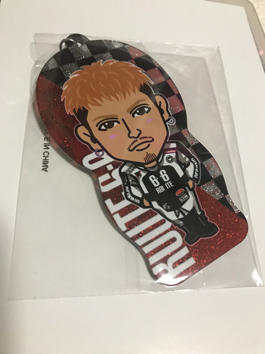 mittttti's tweet photo. 今さらけど
SECONDのライブ楽しすぎたー😍
しかもBINGOでレアのSHOKICHI
当たったし(*´-`)
2日間で1つしか当たらないらしく
スタッフさんから
それめっちゃレアですよ!
って😭😭❤️
今月末も楽しみー😆🙌
#ROUTE66
#FUKUOKA
#EXILETHESECOND
#RoadtoEXILE https://t.co/p5r6U8IGYc