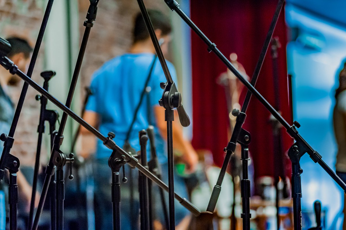 EmmaProductor's tweet photo. #Backstage #LiveSession Grupo Latidos 

#ProductorMusical #ProductorArtistico https://t.co/gVB4z9cQkp