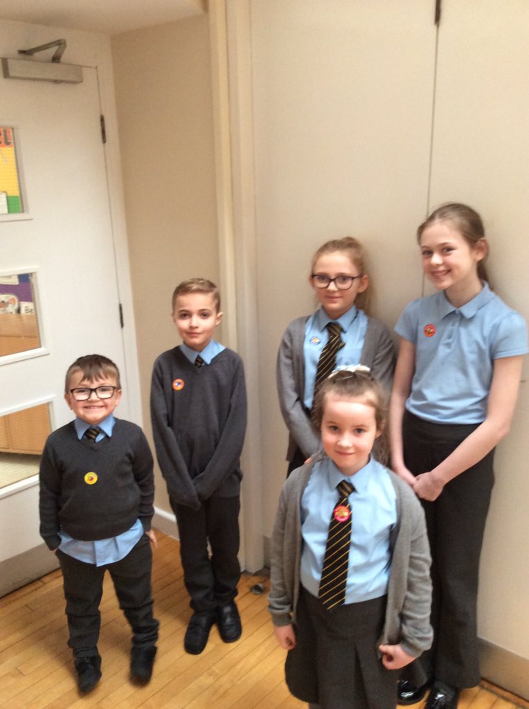 stbenedictswcps's tweet photo. Excellent answers in Collective Worship today. These children impressed well done 👍. https://t.co/KNrnEyh7Ae