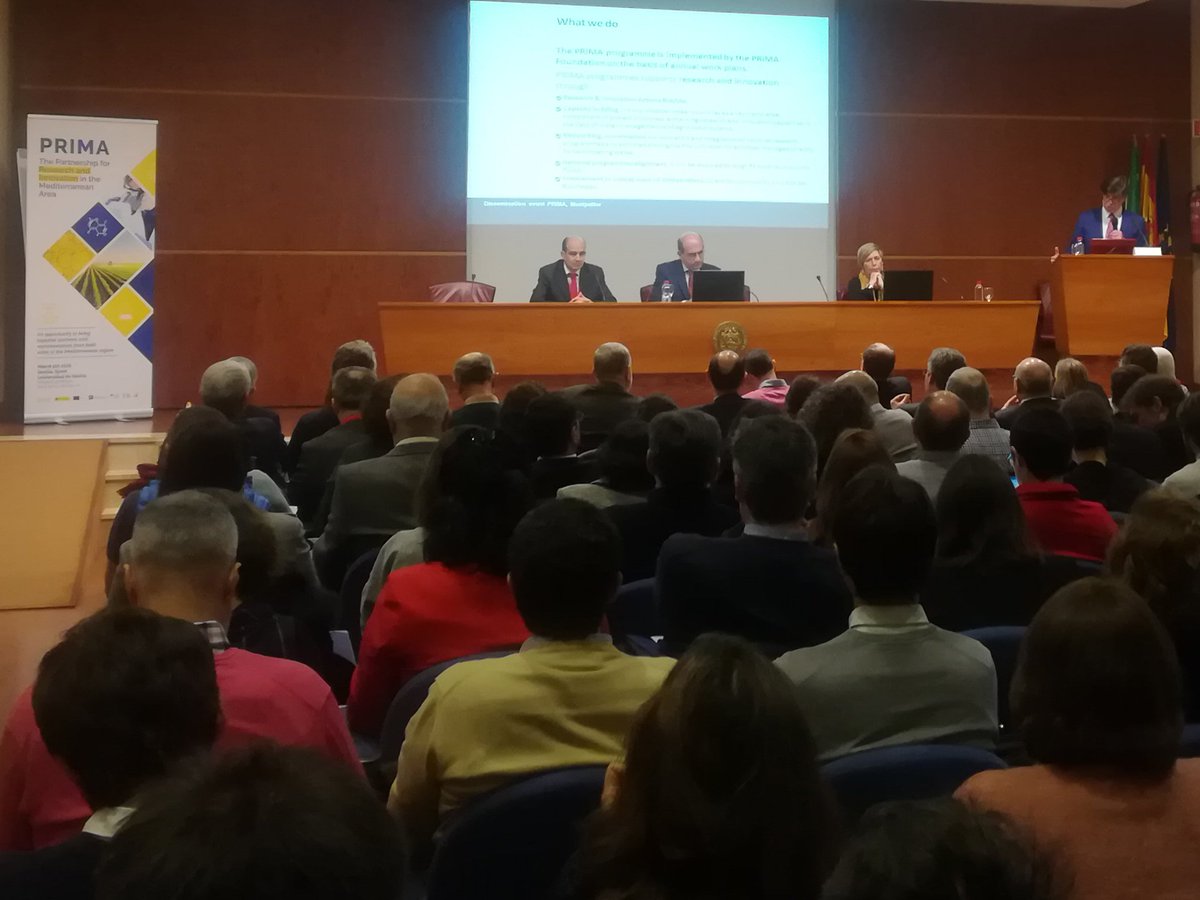 CrueUniversidad's tweet photo. La @unisevilla acoge el Evento #Prima2018 que promueven Crue Universidades Españolas y CRUP. Este año, movilizará 50 millones de euros en convocatorias I+D y permitirá crear sinergias entre los países euromediterráneos para el desarrollo sostenible https://t.co/vzpLoh0CJB