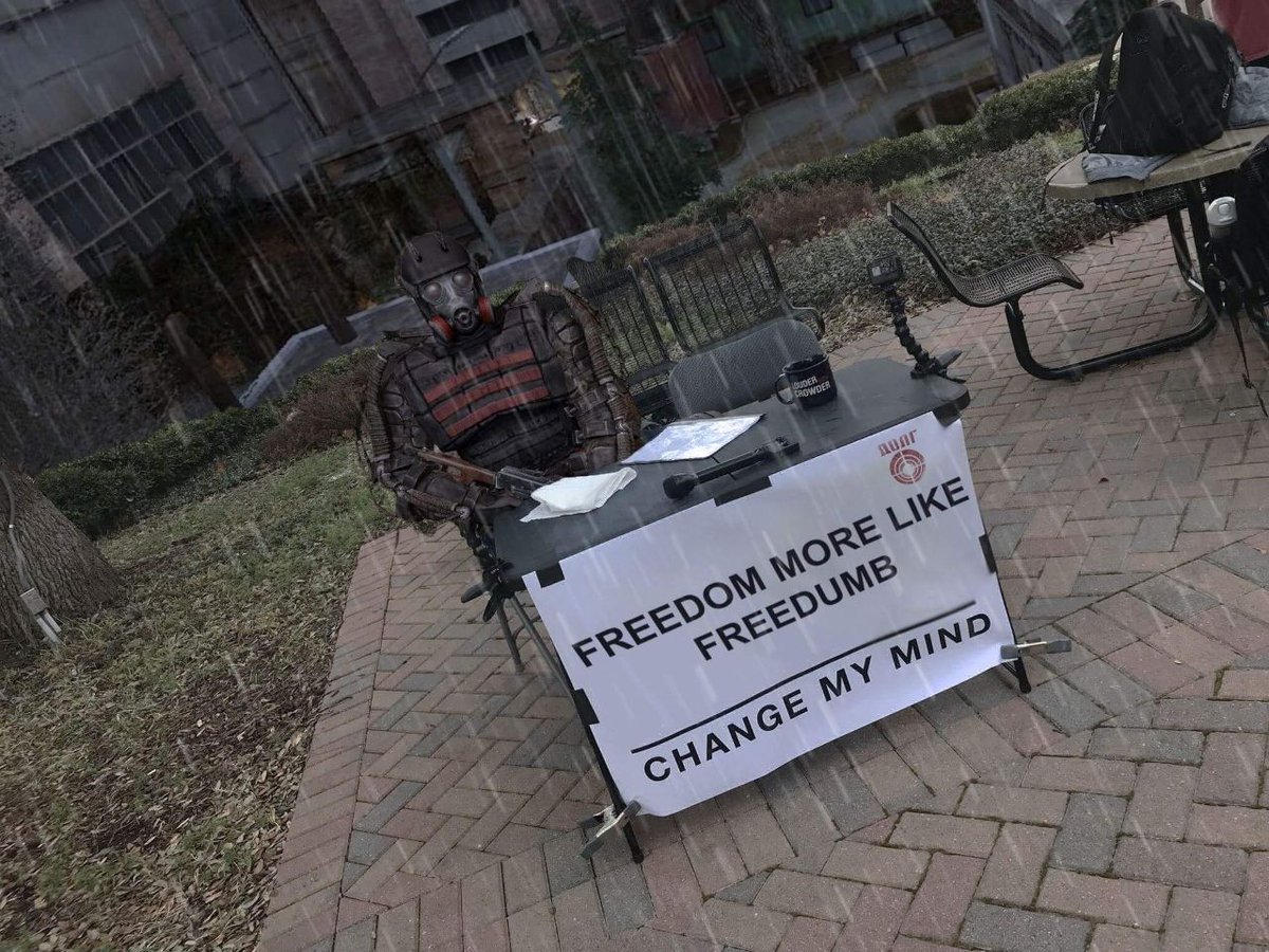 DXhhLX0XkAEKjiM.jpg