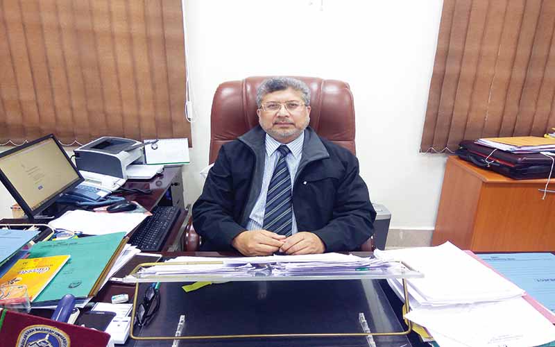 GreaterKashmir's tweet photo. ‘STUDY IN BGSBU, BENEFIT FROM AN UNINTERRUPTED ACADEMIC ENVIRONMENT’      https://t.co/18d4vhnPId https://t.co/DDk5CGjuTe