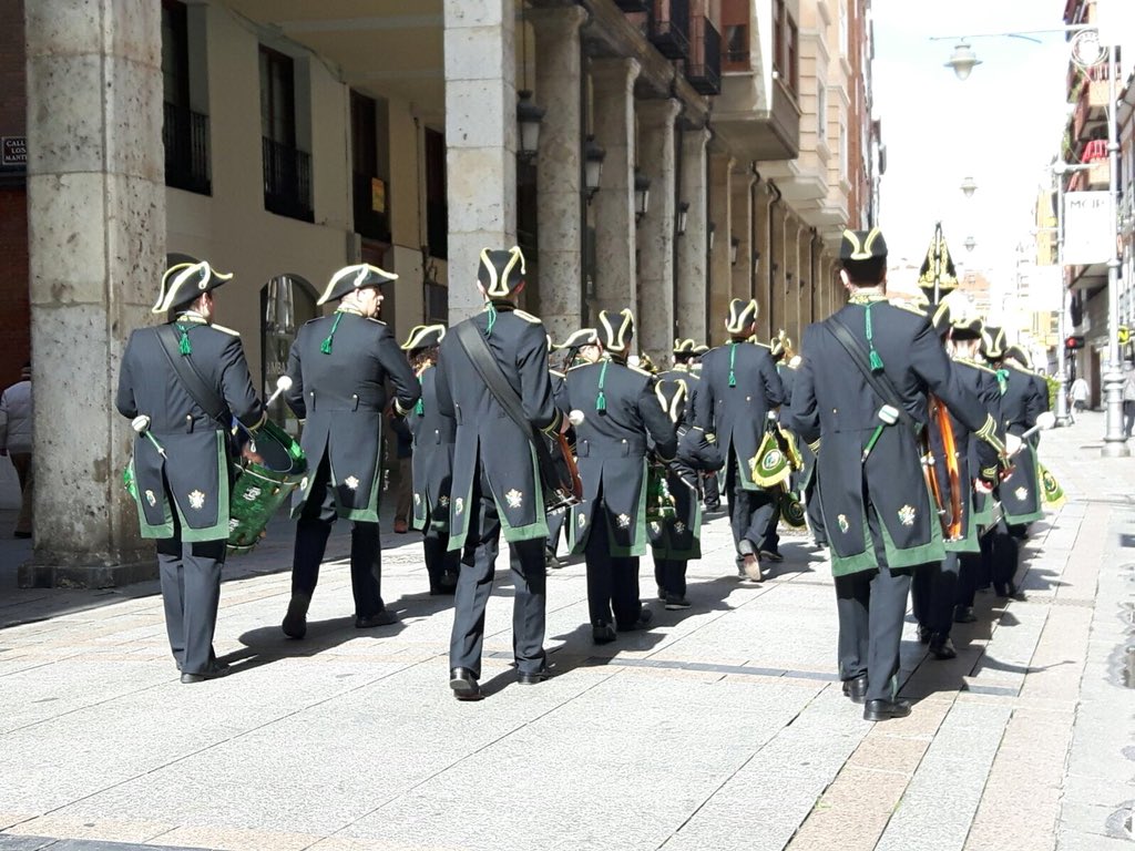 AM_StaVeraCruz's tweet photo. Nuestra Agrupación Musical, el Domingo 4 de Marzo, en el certamen de la Hermandad de Cofradías 
“Tonos de Pasión”. https://t.co/nl0m6vMnzE