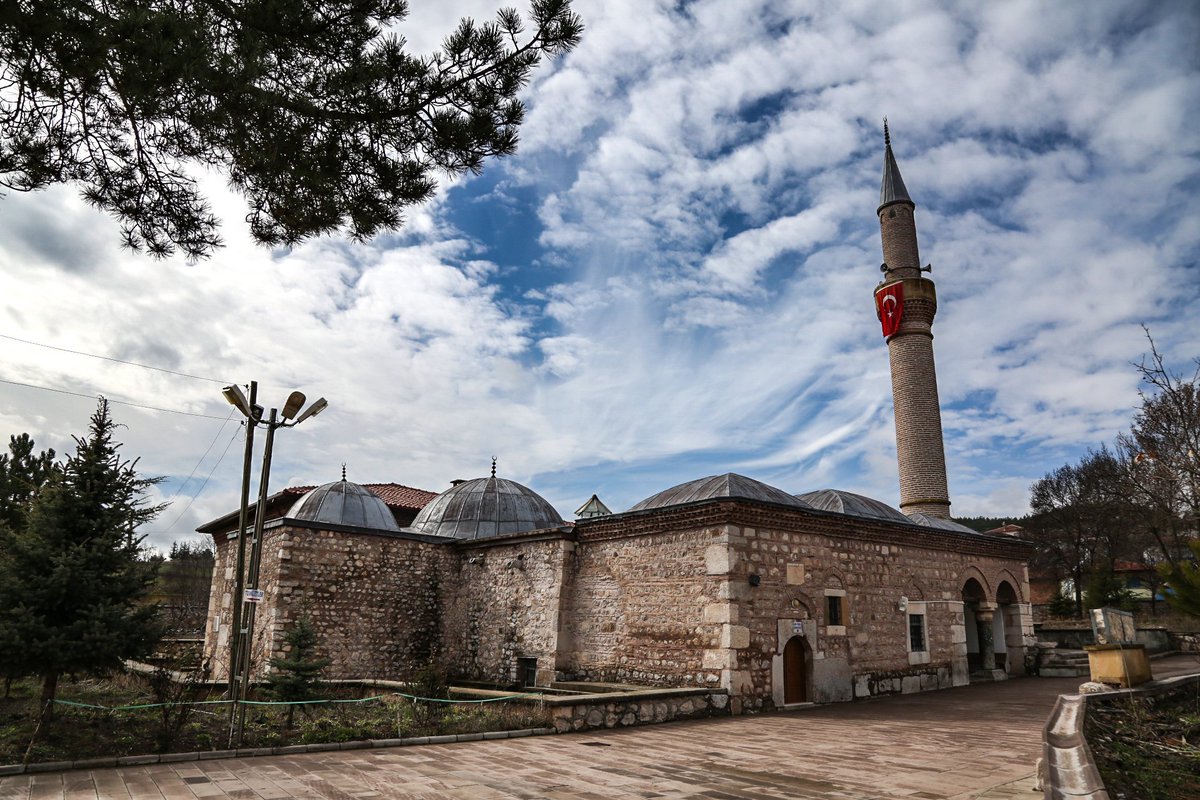 Elvançelebi-Bekişler Stabilize Yol Çalışması Devam Ediyor
corumozelidare.gov.tr/elvancelebi-ve…