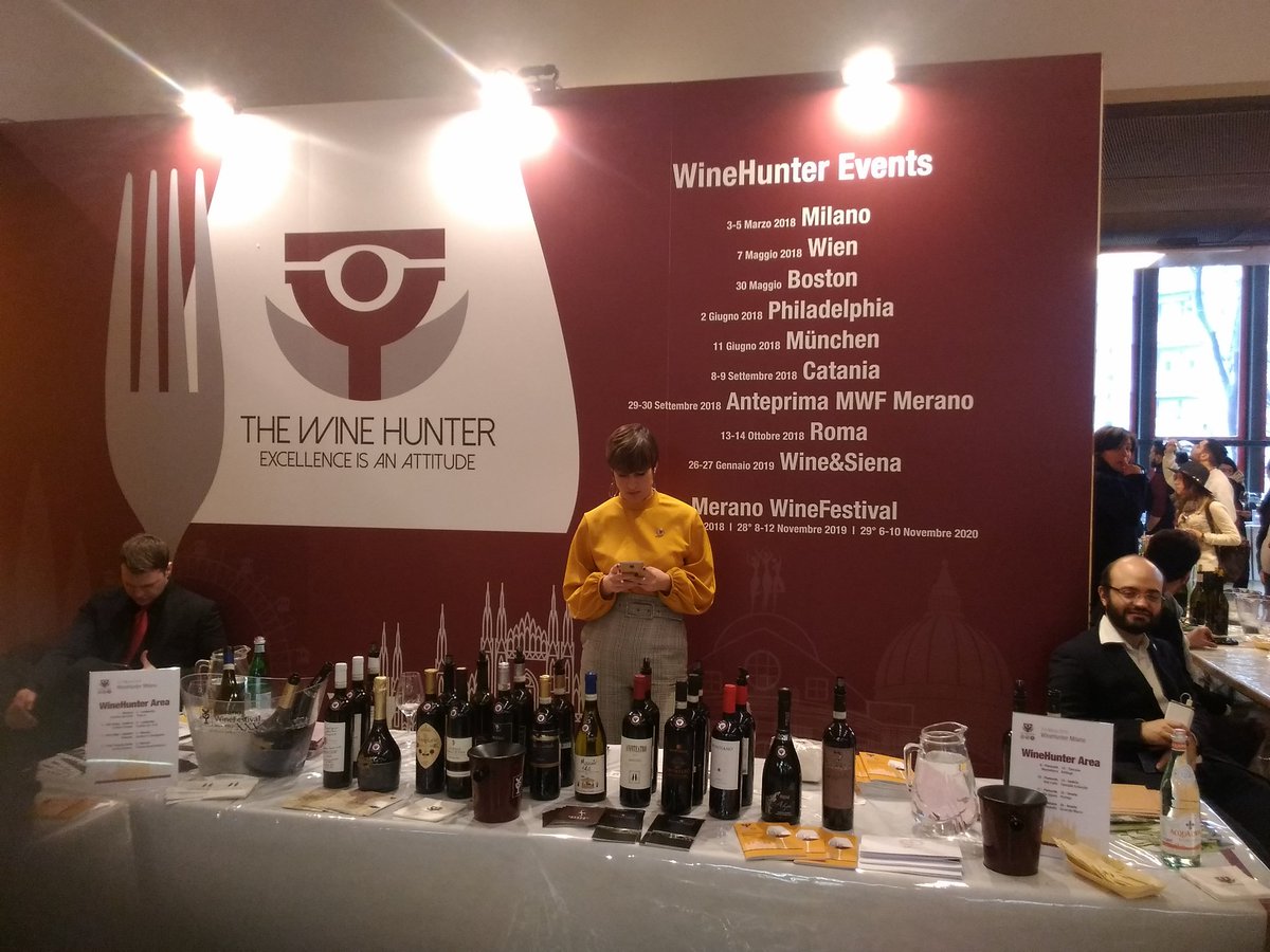 InformaCibo's tweet photo. #IGmi18 ABRUZZO Vino
Rocco Cipollone (@IlFeuduccio), Valentina Di Camillo (Tenuta I Fauri) e Paolo Dragani (#CodiceCitra) al The @winehuntertours, ideatore del @MeranoWineFest
@blogsfizioso @savinovurchio @cdechef @elisa_magenta @vincechierchia @DalessandroCam https://t.co/D1hCdWrL8E