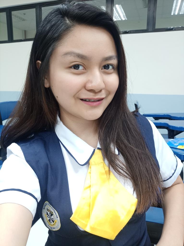 umalieleanor's tweet photo. Kunwari may magandang grades, active na social life, at nakaka motivate na mga professors..
What a concept.
#USTAC https://t.co/HgU3OK9piC