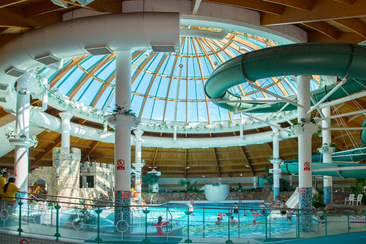 SchoolToursIRL's tweet photo. @AquaDome  great value school tours on offer #LoveTralee #LoveKerryhttp://www.schooltourstralee.ie/the-aqua-dome/ https://t.co/WhM6Mj0rXw