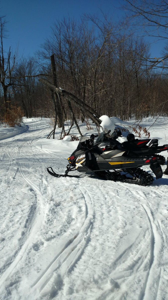 brian10x's tweet photo. 410 miles this weekend. I guess that's not to bad😀
#snowmobiling https://t.co/YM2sWZSp8m