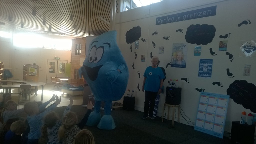 Start drinkwatercampagne in De Meerkoet in Dirkshorn.Vrgr. Ben