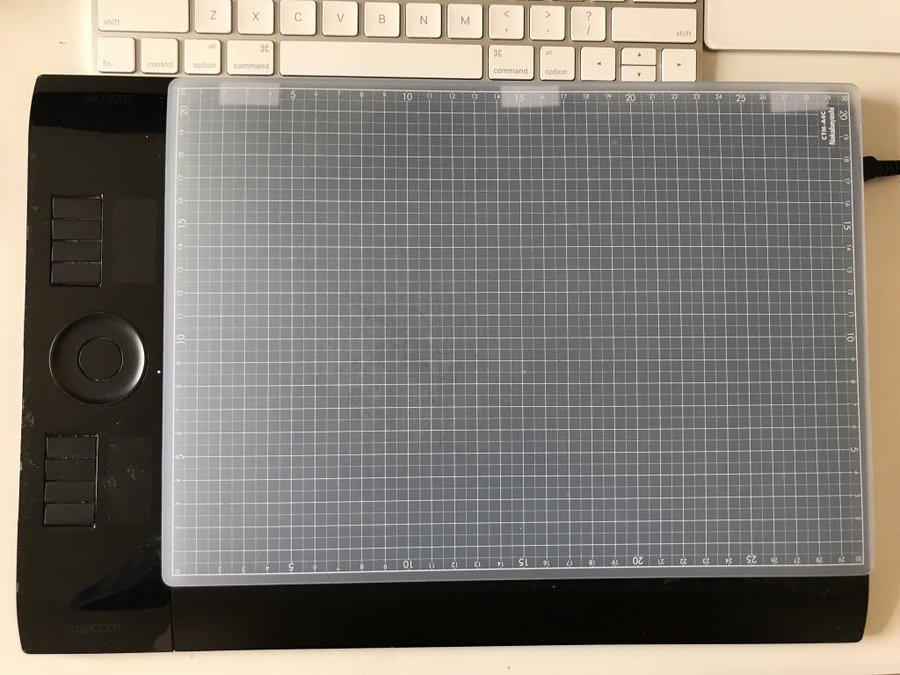 板タブと液タブの違いは どっちがおすすめ 両方使ってわかったメリット デメリット クリエイトメモ
