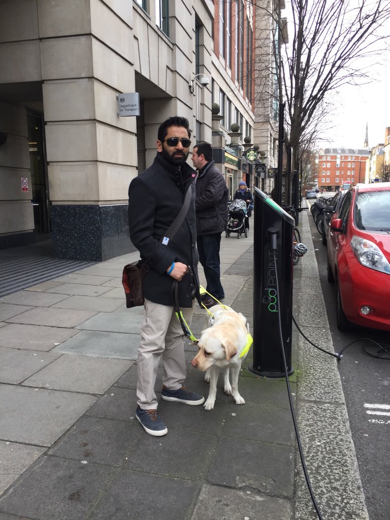 Kika & Quark tweet media