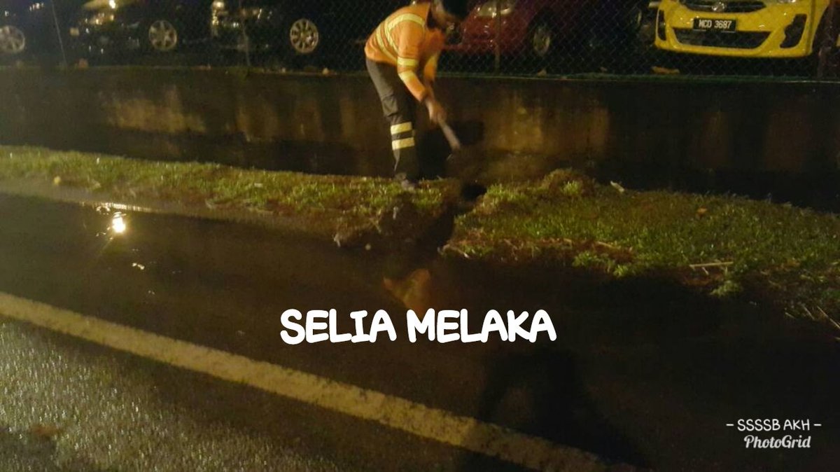 SSSSB_Melaka's tweet photo. 5.3.2018
#TeamSelia laksana #ZeroPonding di lokasi ini
TQ @JKRMelakaTengah & #MBMB atas makluman
FT019 Lebuh AMJ Sek.29.2 #Semabok #MelakaTengah
Scupper drain di bina, alirkan air bertakung
γKerja R02 seksyen ini sudah diprogramkanγ
#SeliaGroup #ZonSelatan #InfraRakyat https://t.co/5mcmpSvThQ