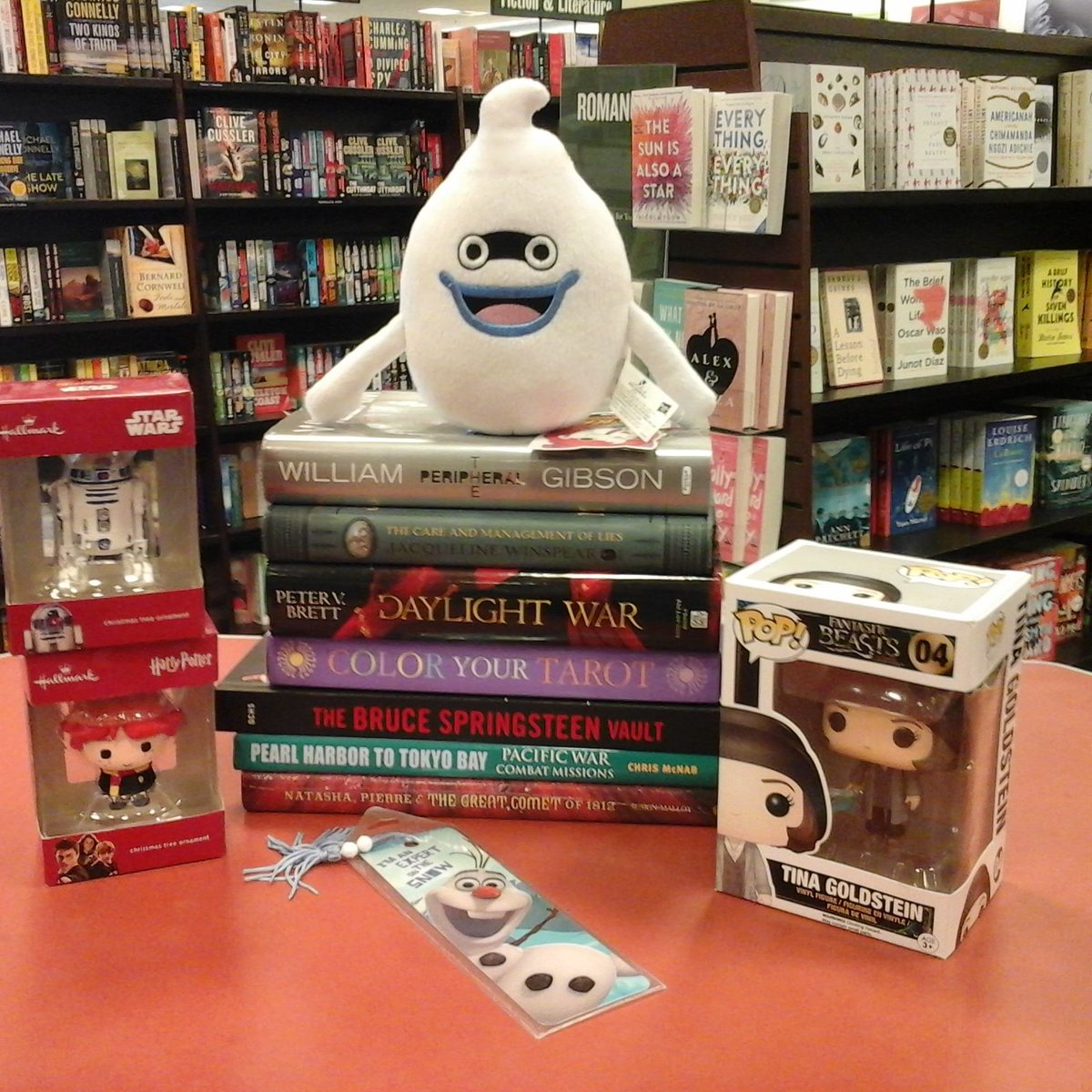 BNFortWayne's tweet image. Last chance to get $2 clearance! Select titles available. #getthemwhiletheylast #bnmidwest #bninlightened