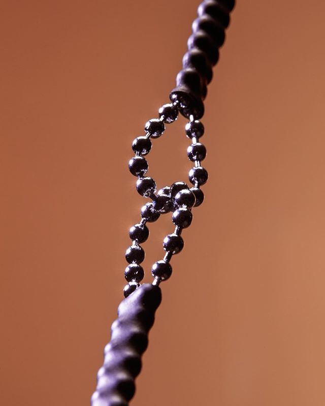 Connecting the dots #wastedtime #stilllife #bonsoirparis