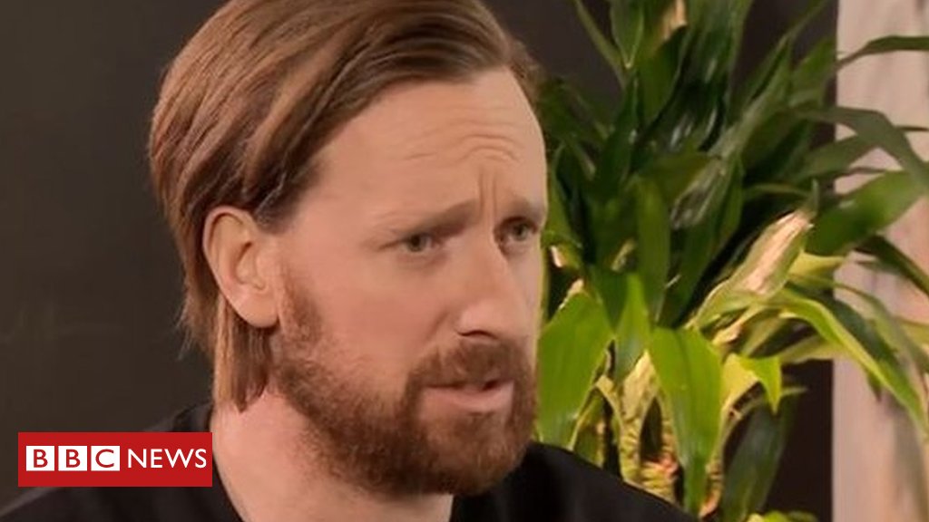 BBCBreaking's tweet photo. Sir Bradley Wiggins tells BBC he "100%" did not cheat and claims he is the victim of someone attempting to "smear" him https://t.co/oPAYN0QbzZ https://t.co/T7XtPVUD0Z