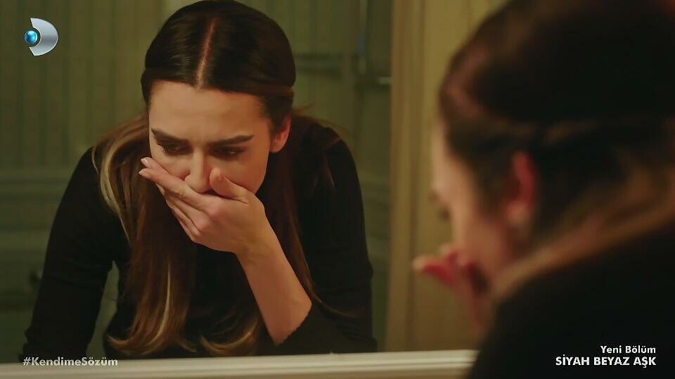 Alidesideror's tweet photo. Cem dirin gitti, ölün rahat vermiyor şimdi de Aslı'ya. Yalnız küçük Aslan da geliyor anlaşılan... :) #SiyahBeyazAşk #KendimeSözüm https://t.co/GKpXPxRMaE