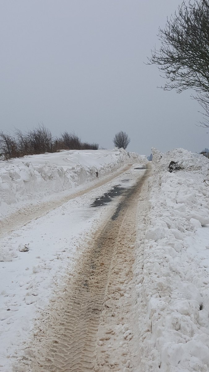 NWGritters's tweet photo. What a week ! #gritting #Snowploughing #snowdrift #radiointerview  @nwalestweetsuk @metoffice https://t.co/HTg1PvvCSg