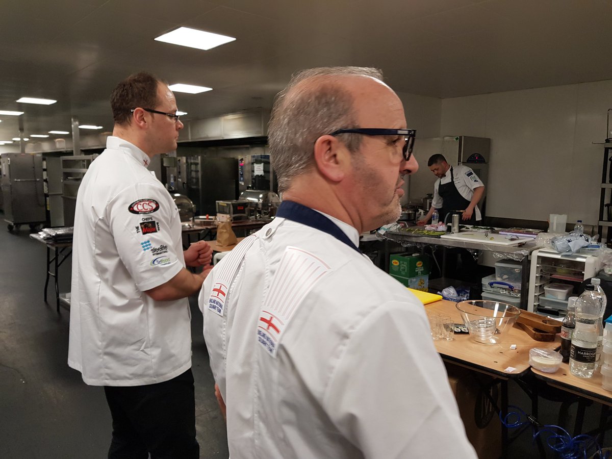 Com'on chef, you are taking this competition too seriously <a href="/Vadischef/">Nick Vadis</a> <a href="/Sponge_monkey1/">Andrew ditchfield</a> <a href="/IanMark28068338/">Ian Mark</a> <a href="/nathan_aldous/">nathan aldous</a> <a href="/mattjr6/">Matt Jones</a> #EnglishCulinaryTeam