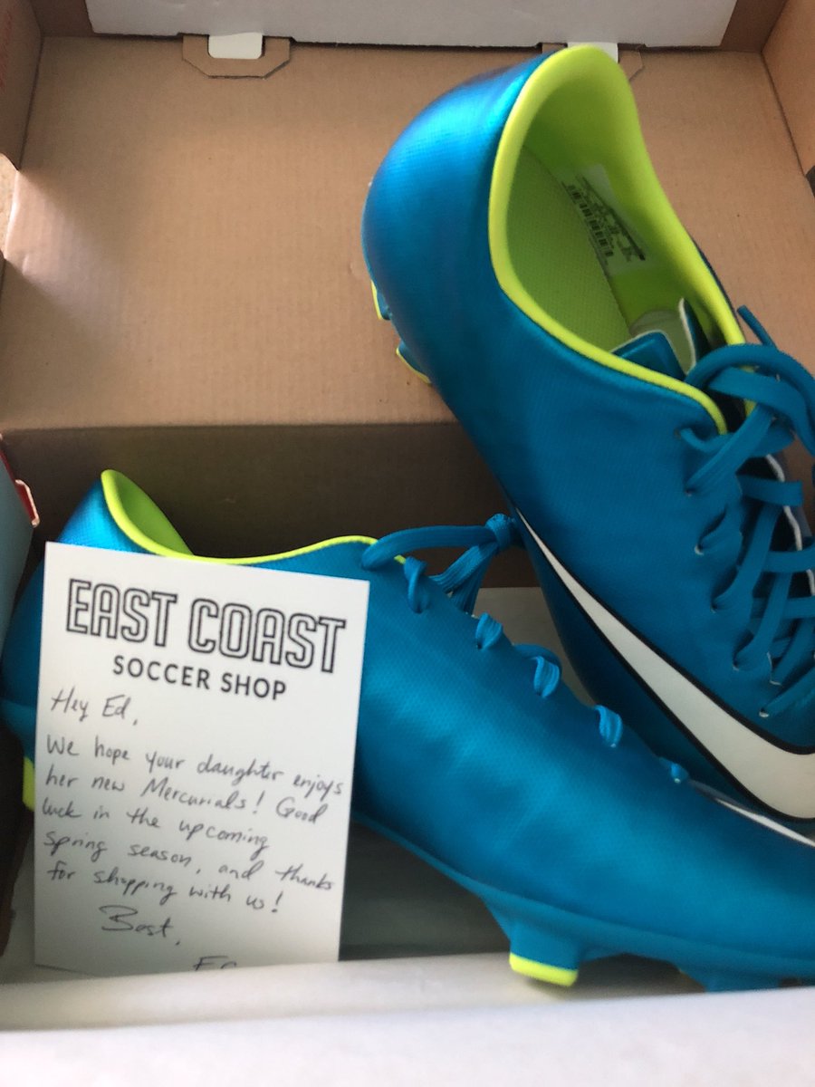 ruutn4uf's tweet photo. @ECSoccerShop thanks for the very difficult to find Nike Mercurial Victory V in Lagoon Blue; the only shoe my daughter wants to wear. Also, thanks for the note. https://t.co/9Tns0EXVNq
