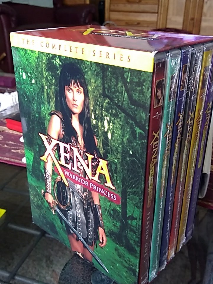 sebrosaurus's tweet photo. #Hulu kept messing up so I canceled it and bought the whole series of #Xena off amazon. That's all you need Hulu for, right? https://t.co/XB4MMj4DOi